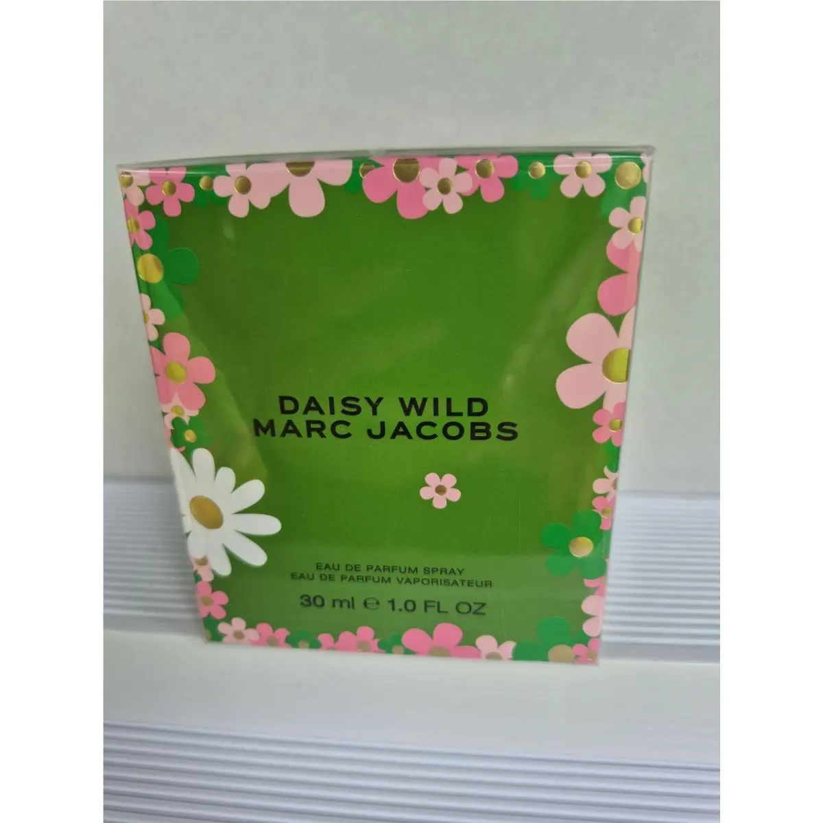 Daisy Wild Eau de Parfum by Marc Jacobs Women`s Spray Size 1.0oz