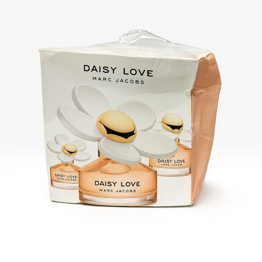 Marc Jacobs Daisy Love Eau DE Toilete Spray 100 ML / 3.4 Fl. Oz. D