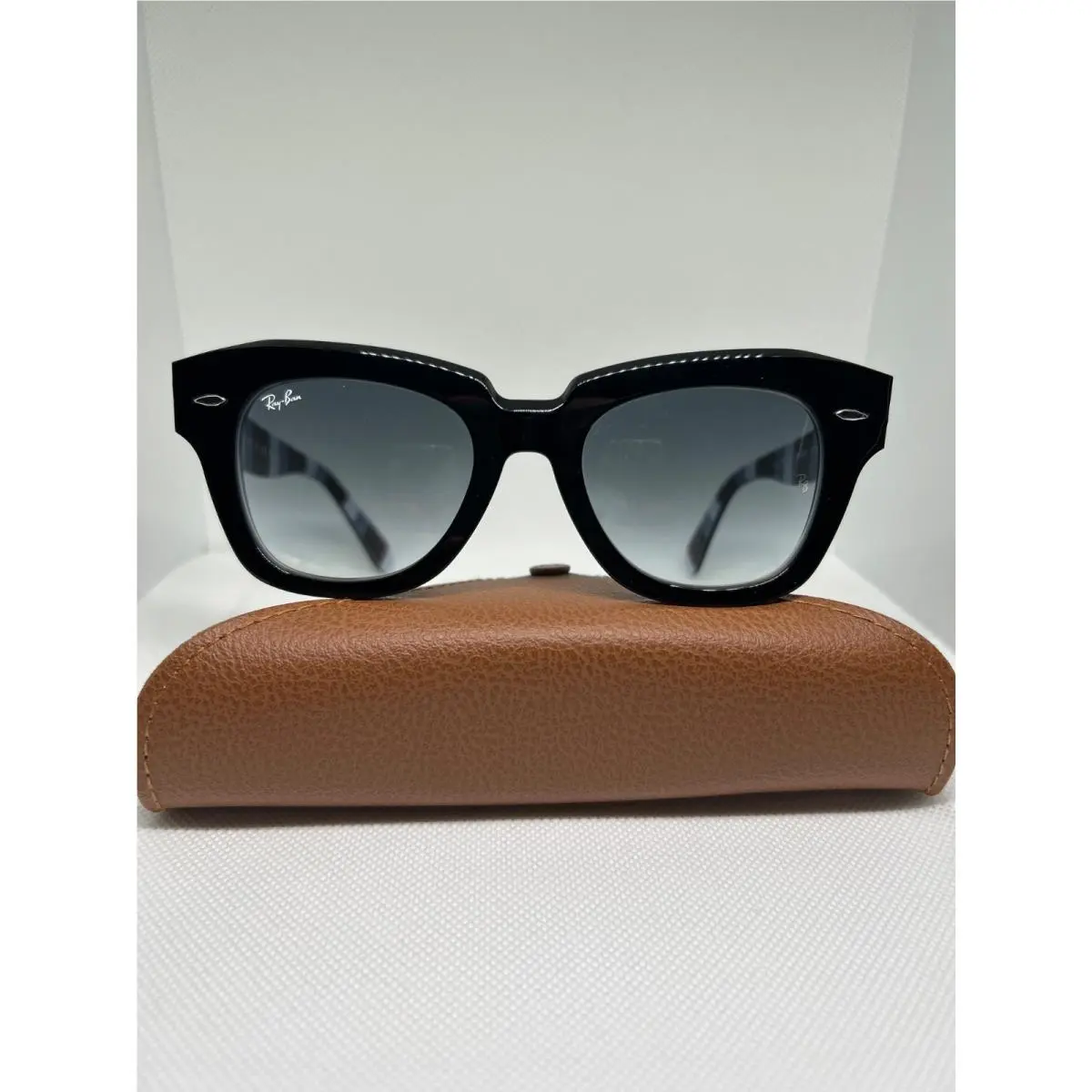 Vintage Ray Ban RB 2186 State Street 1318/3A Sunglasses 49-20-145 Italy RB2186