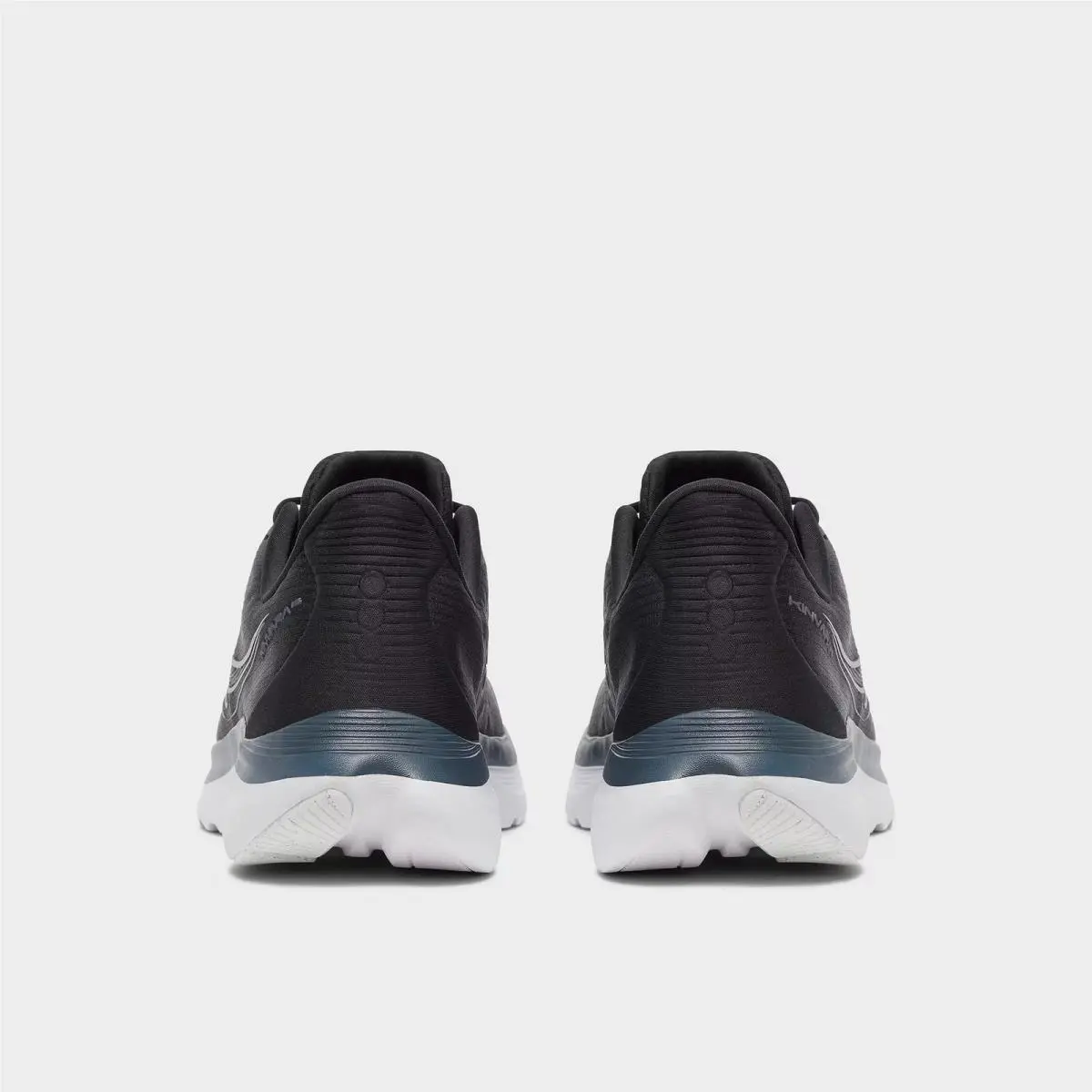 Saucony shoes - S2102020 001 - Black/White 2
