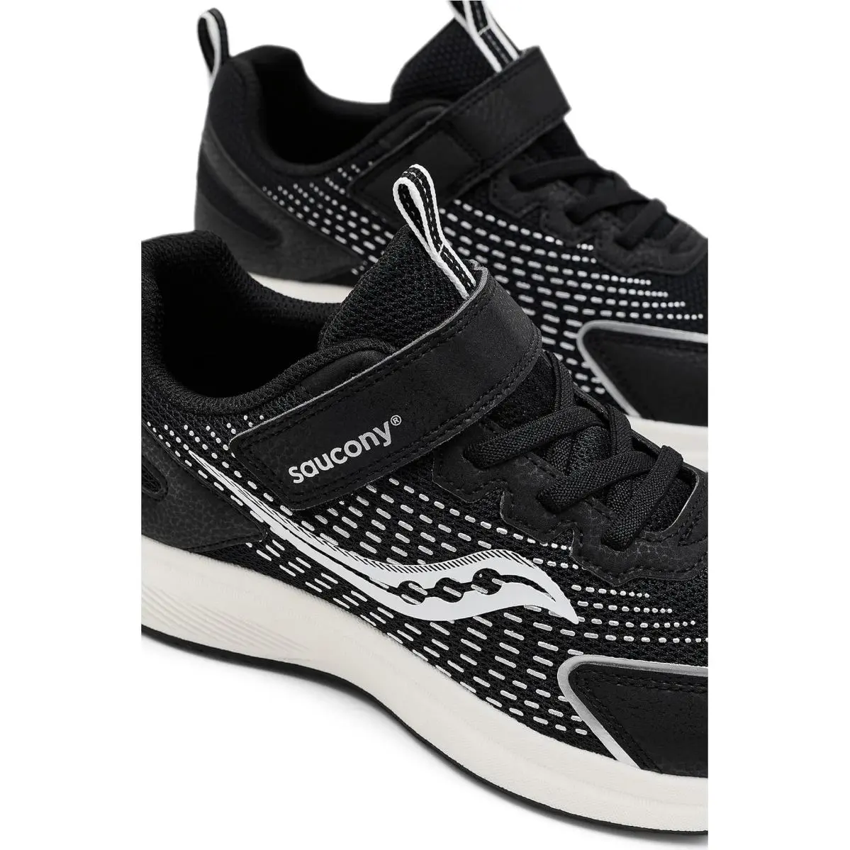 Saucony shoes - Black 4