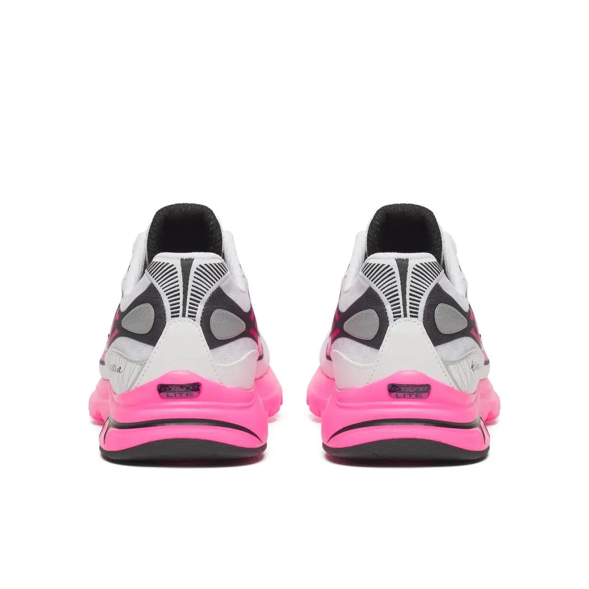 Saucony shoes - White | Off White 14