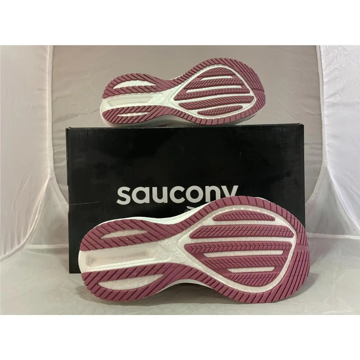Saucony shoes - Saucony Triumph 20 - Triumph - Maroon 9
