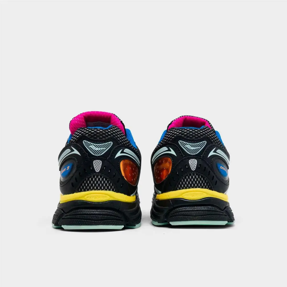 Saucony shoes - SYF25AA9 004 - Black/Multi 2