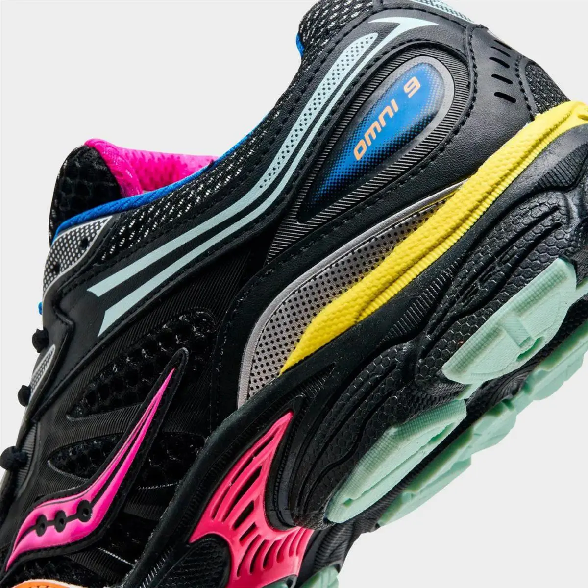 Saucony shoes - SYF25AA9 004 - Black/Multi 0
