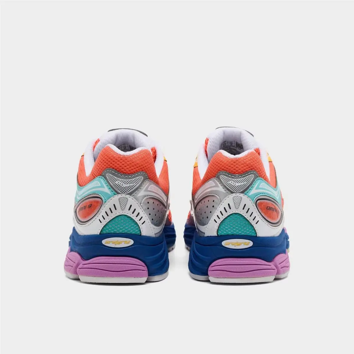 Saucony shoes - S7073953 800 - Orange/Multi 2