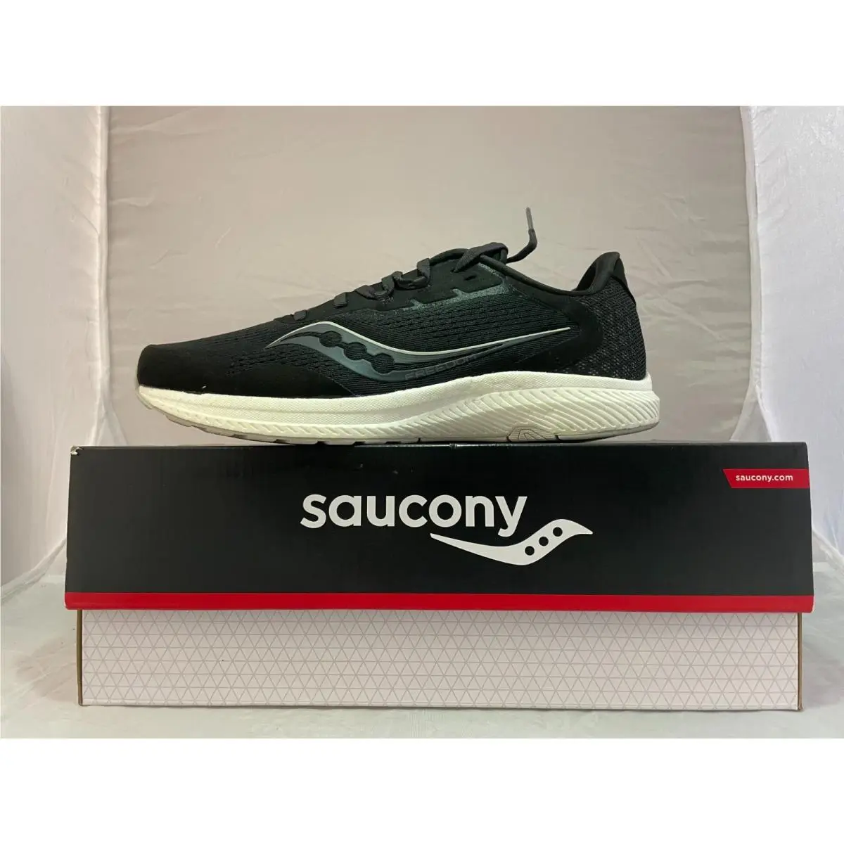 Men`s Saucony Freedom 4 Black