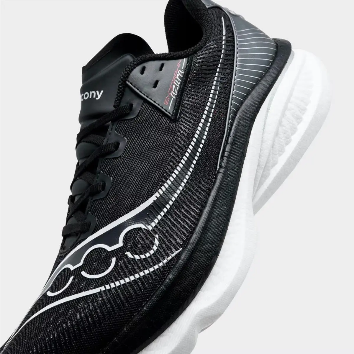 Saucony shoes - S2107010 001 - Black/White 0