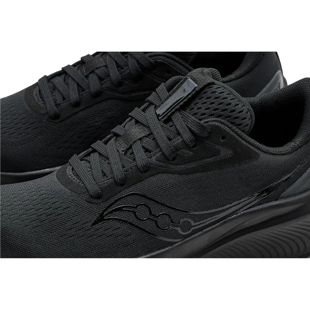 Saucony shoes - Black/Silver 32