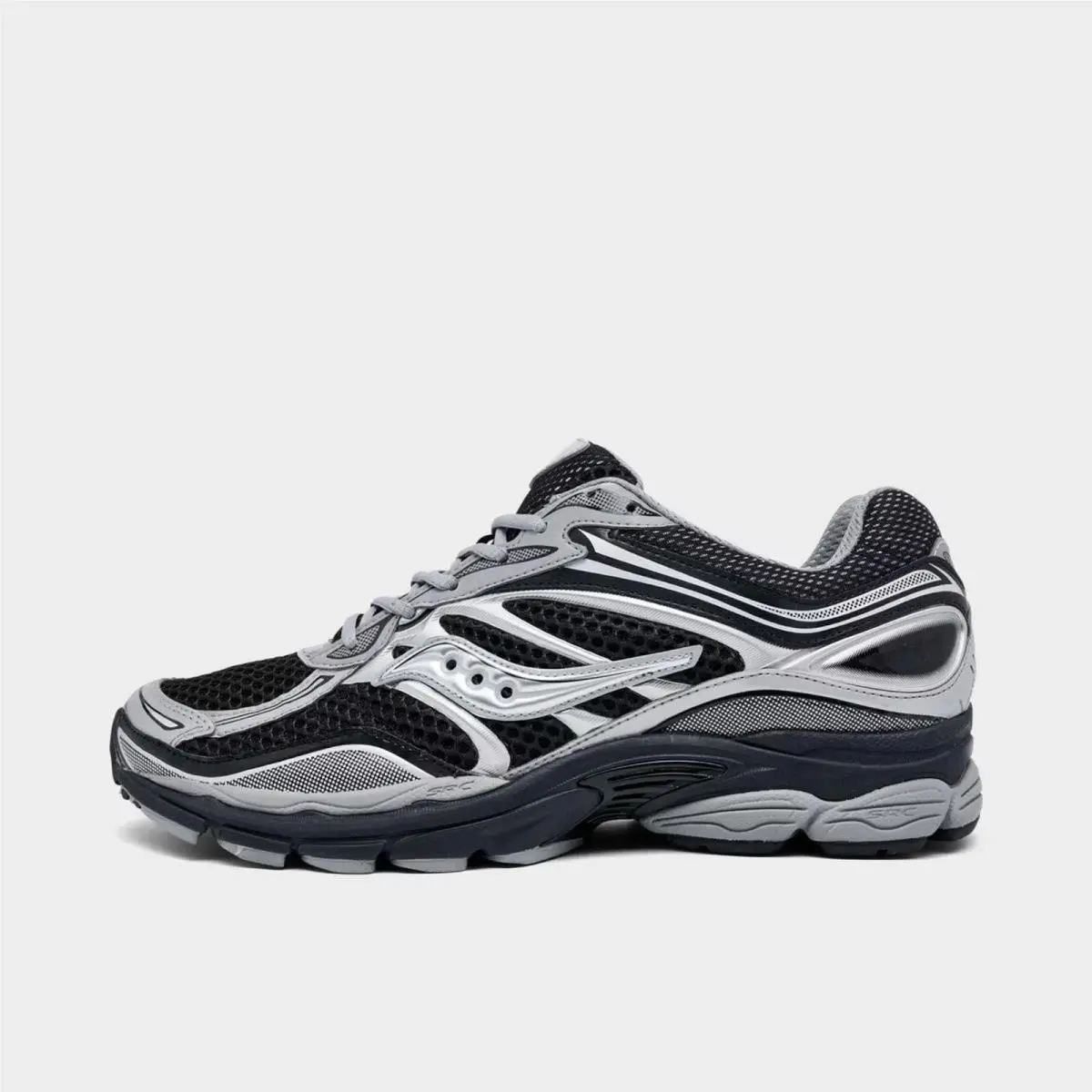 Saucony shoes - S7073913 001 - Black/Metallic Silver 3