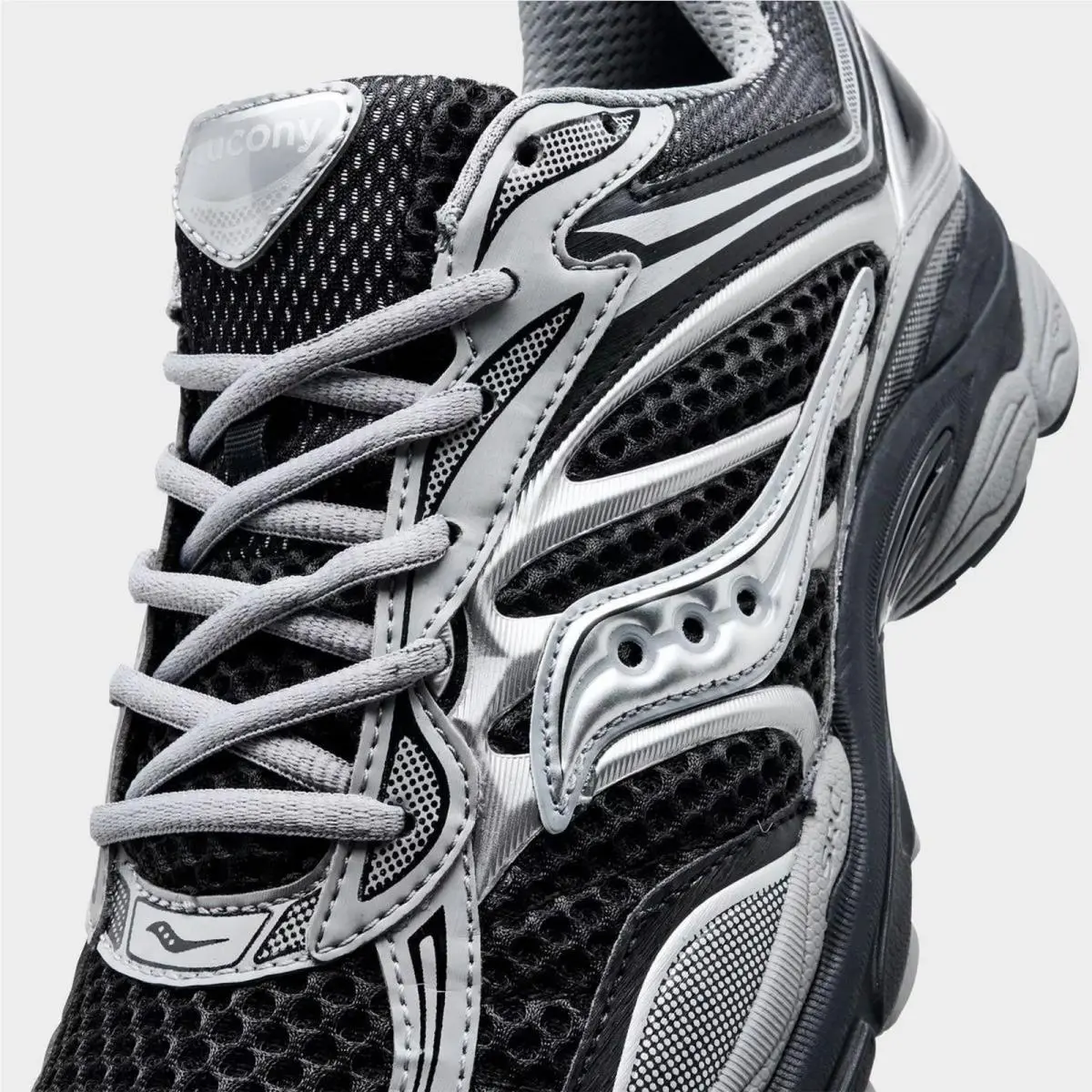 Saucony shoes - S7073913 001 - Black/Metallic Silver 4