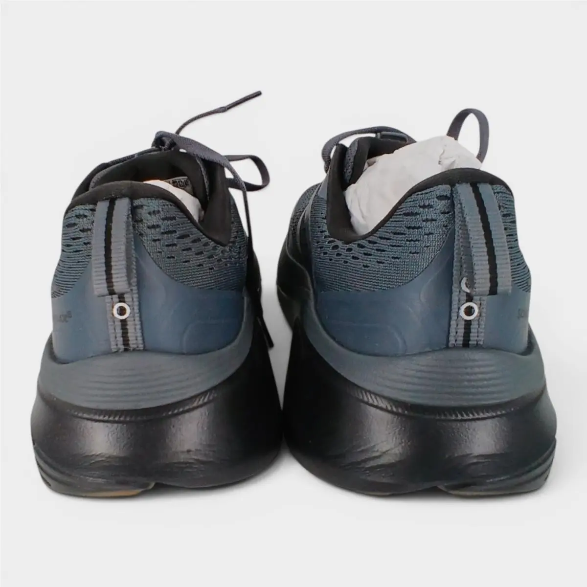 Saucony shoes - As in Pic 1