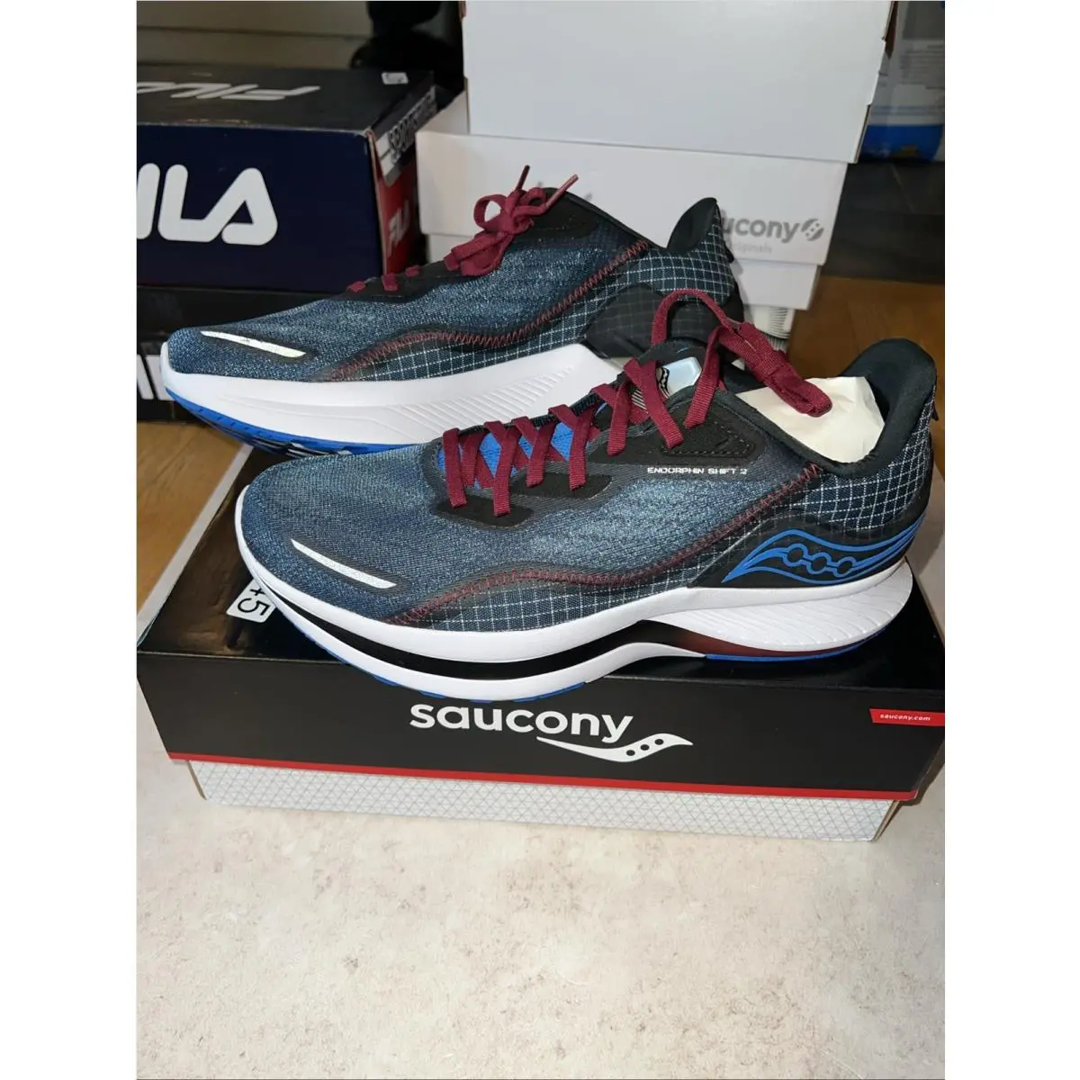 Endorphin Shift 2 Men’s Saucony Sneakers Size 11 Space/mulberry