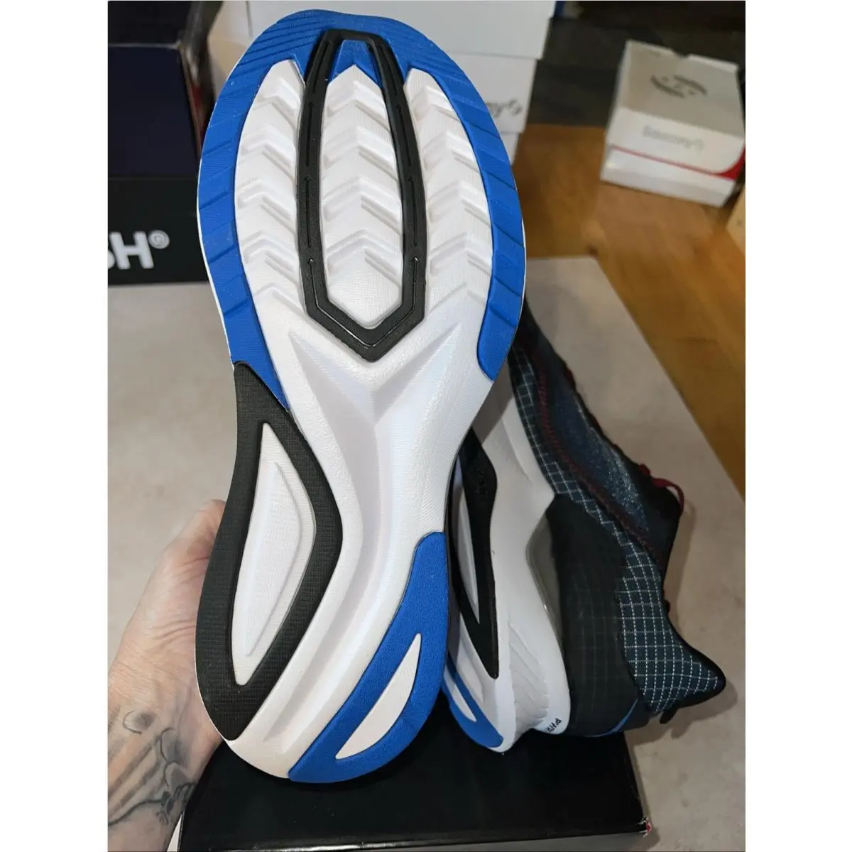 Saucony shoes - Blue (UPC: 194917863718) 3