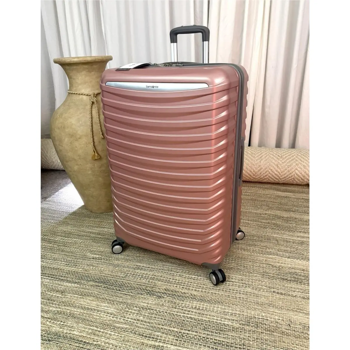 Samsonite Spin Tech 6 Large Check-in Spinner Luggage