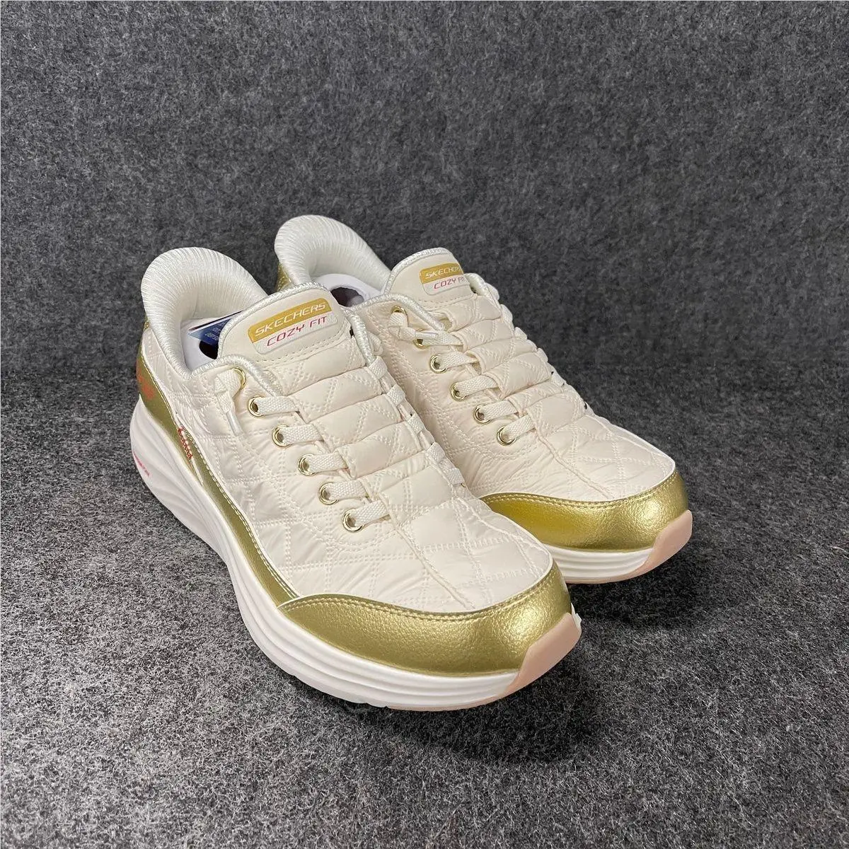 Skechers Slip-ins Contour Foam Trainer Sneaker Women`s Size US 7