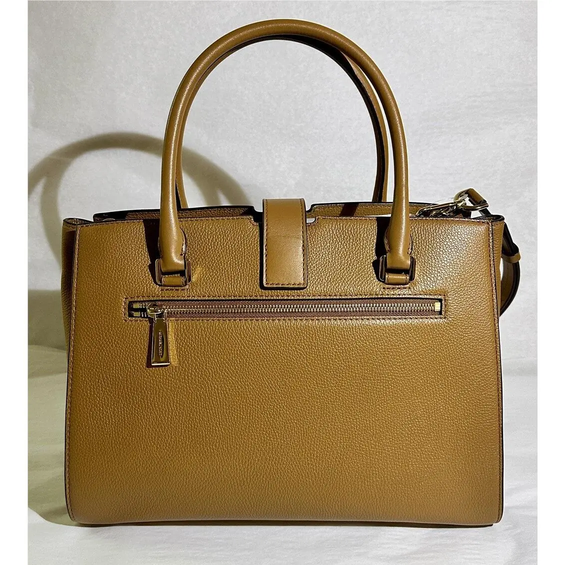 Michael Kors  bag   - Exterior: Acorn, Handle/Strap: Brown, Hardware: Gold 7