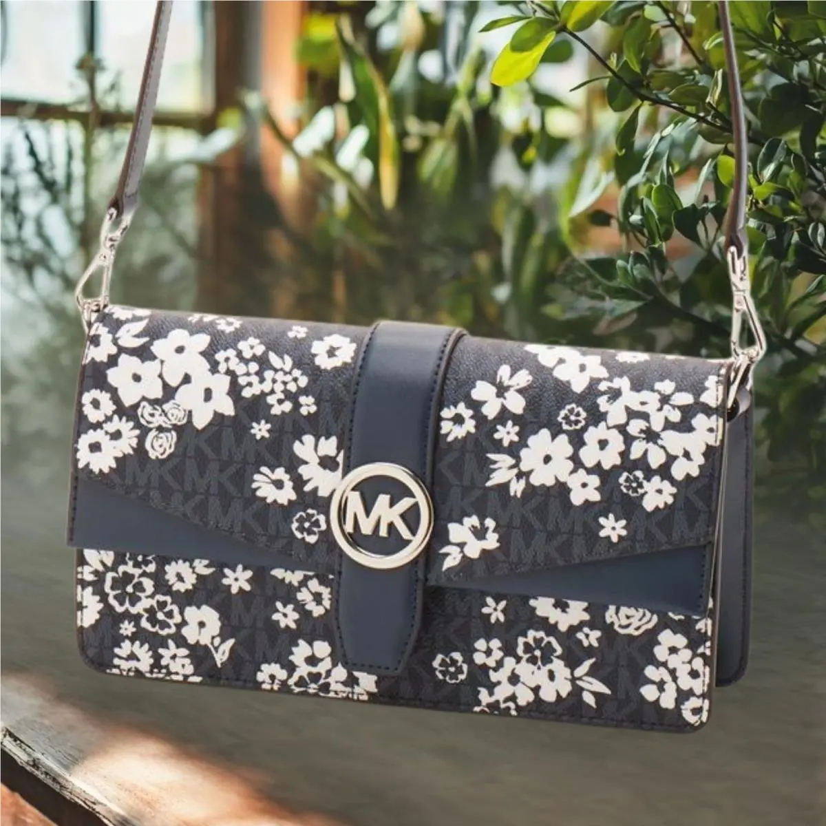 Greenwich Women Medium Printed Logo Flap Shoulder Bag Handbag Purse ADMIRAL by Michael Kors