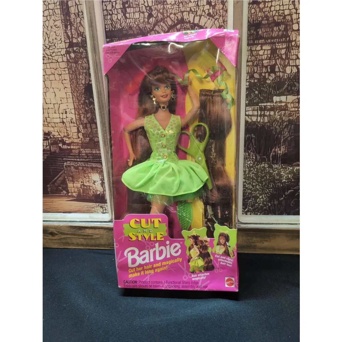 Mattel Cut and Style Barbie Fashion Doll 11.5 Hair Play Red Head Boxed 12644