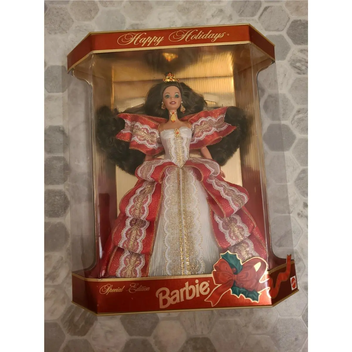 Nrfb Happy Holidays 1997 Barbie Doll Green Eyes