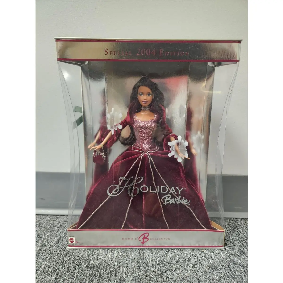 2004 Holiday Barbie African American Burgundy Dress G8178 Nrfb Box Mattel