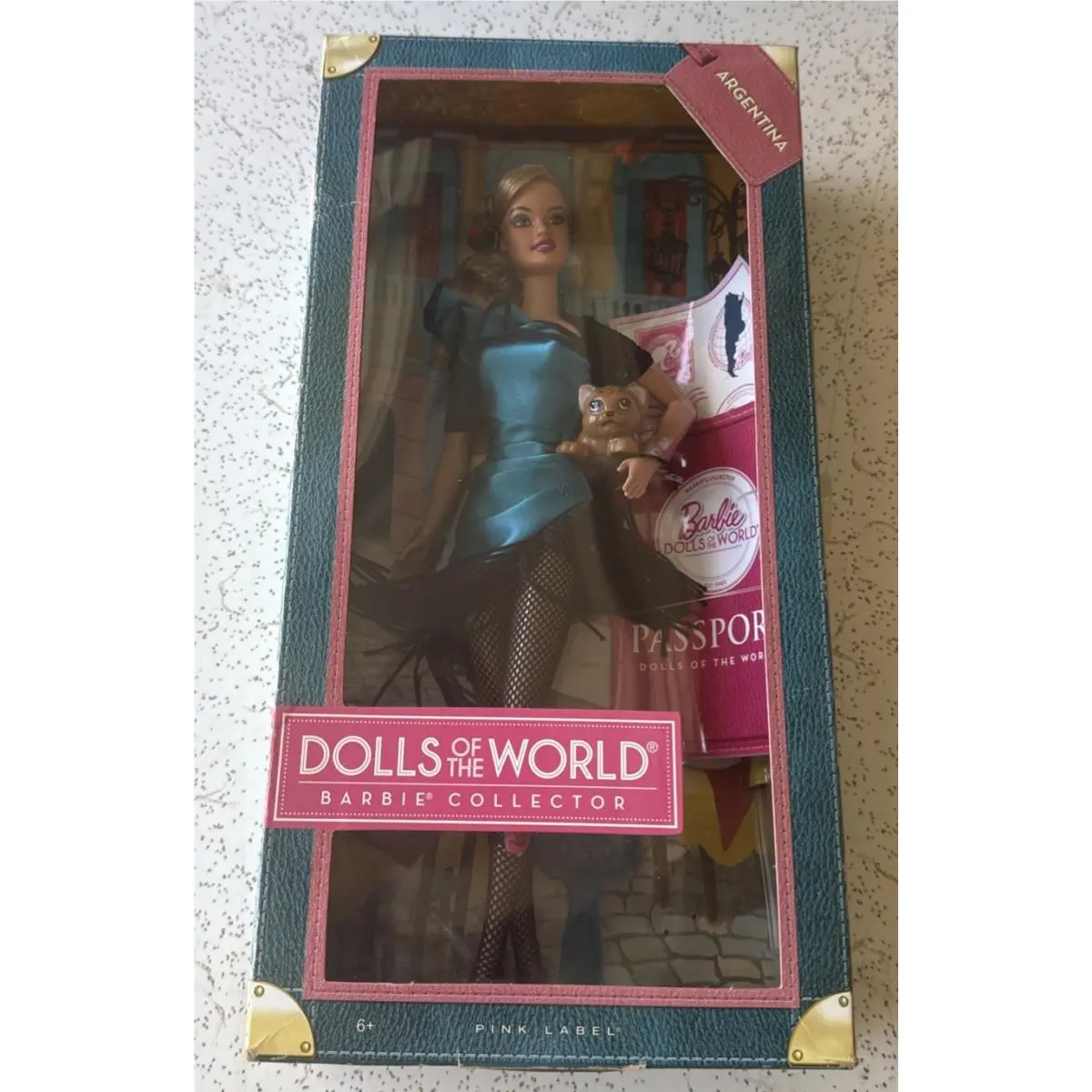 2011 Mattel Passport Dolls of The World “argentina Barbie” W3375 Nrfb