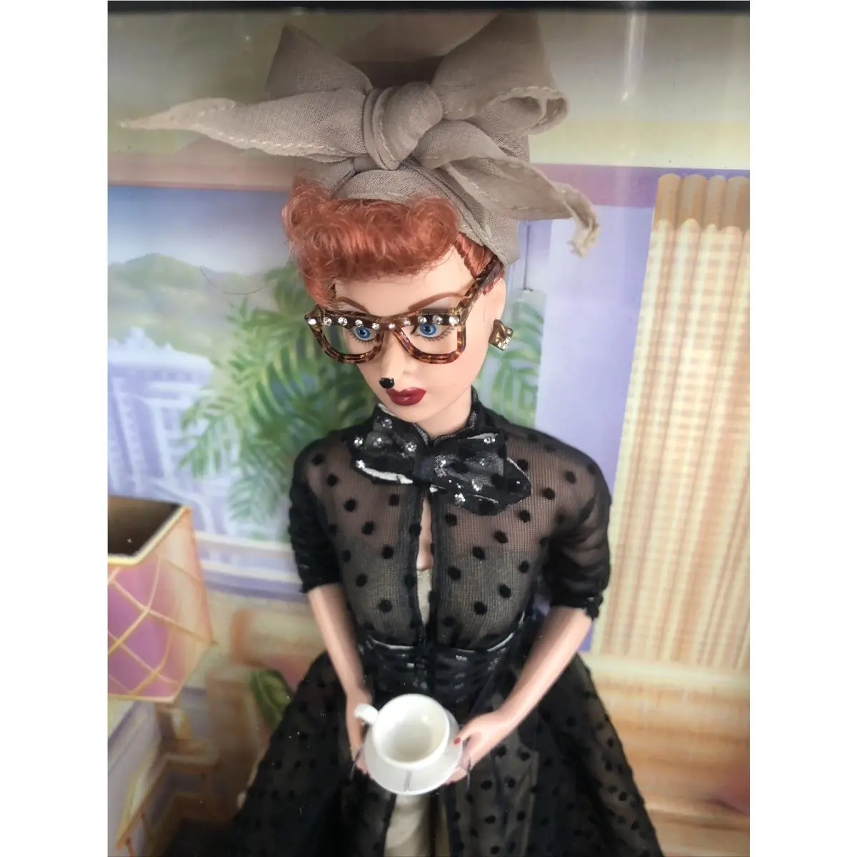 2002 Collector Lucille Ball As Lucy Ricardo L.a. At Last Barbie Doll