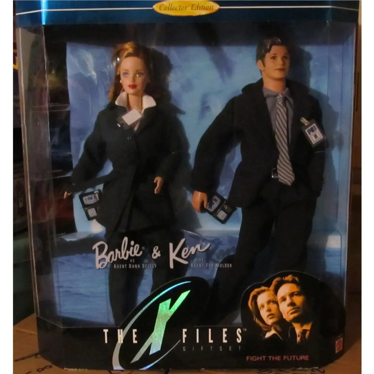 1998 The X-files Barbie Agent Dana Scully Ken Agent Fox Mulder Gift Set