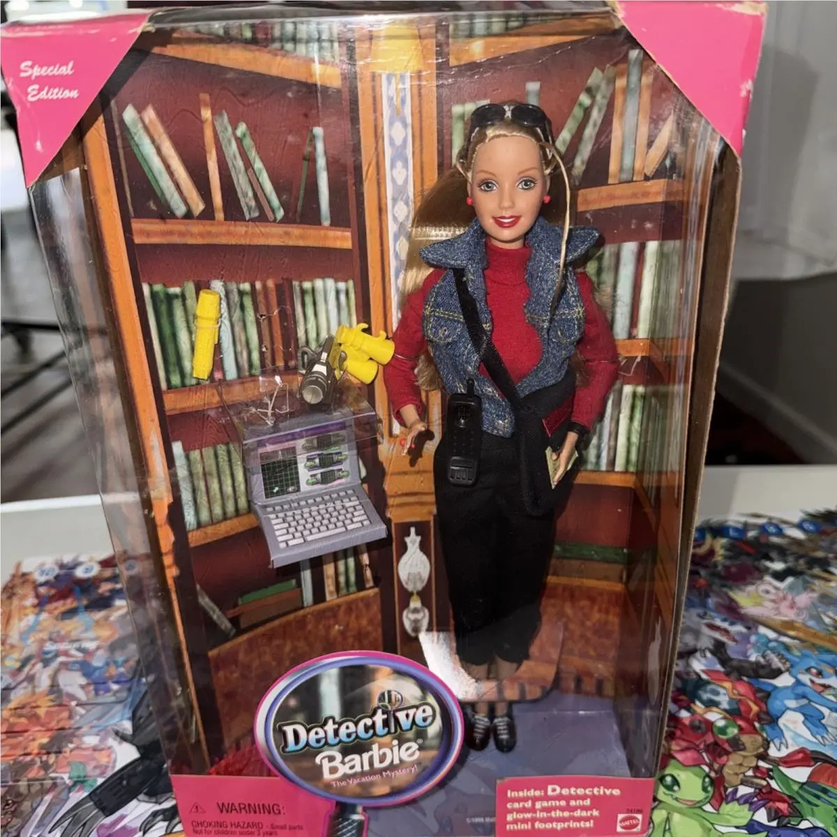 Vintage 1994 Vacation Mystery Detective Barbie Doll Mattel 24189