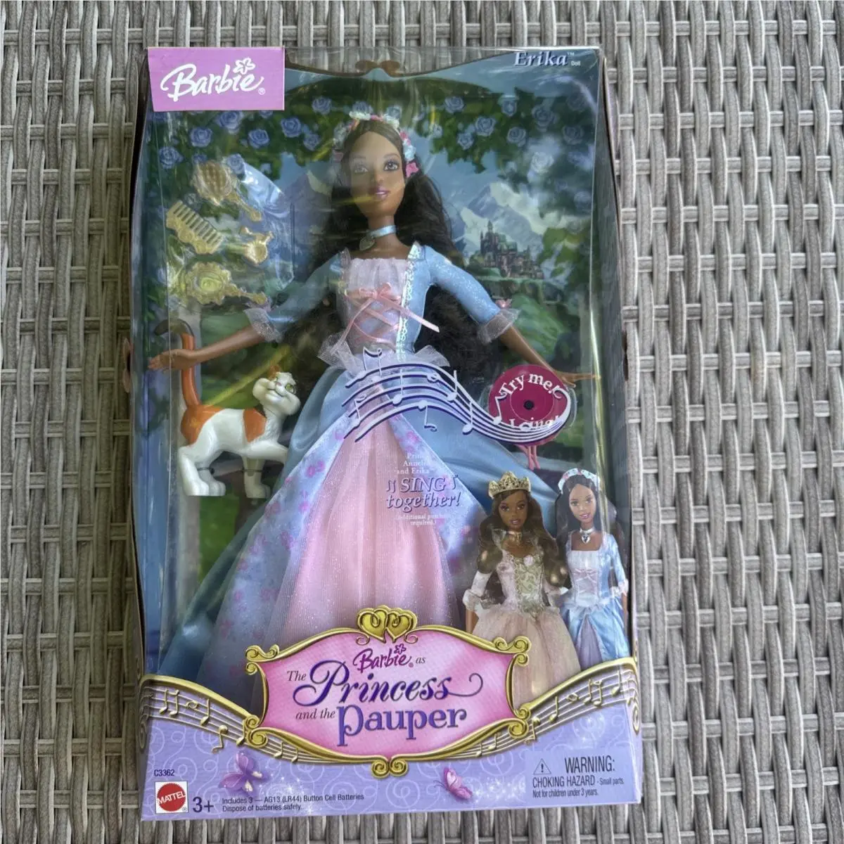Barbie as The Princess and The Pauper Erika C3362 Mattel 2004 African American