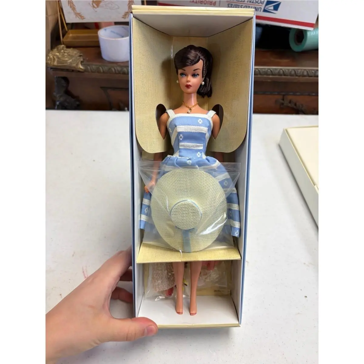 Barbie Collectors Limited Suburban Shopper 1959 Fashion Doll 2001