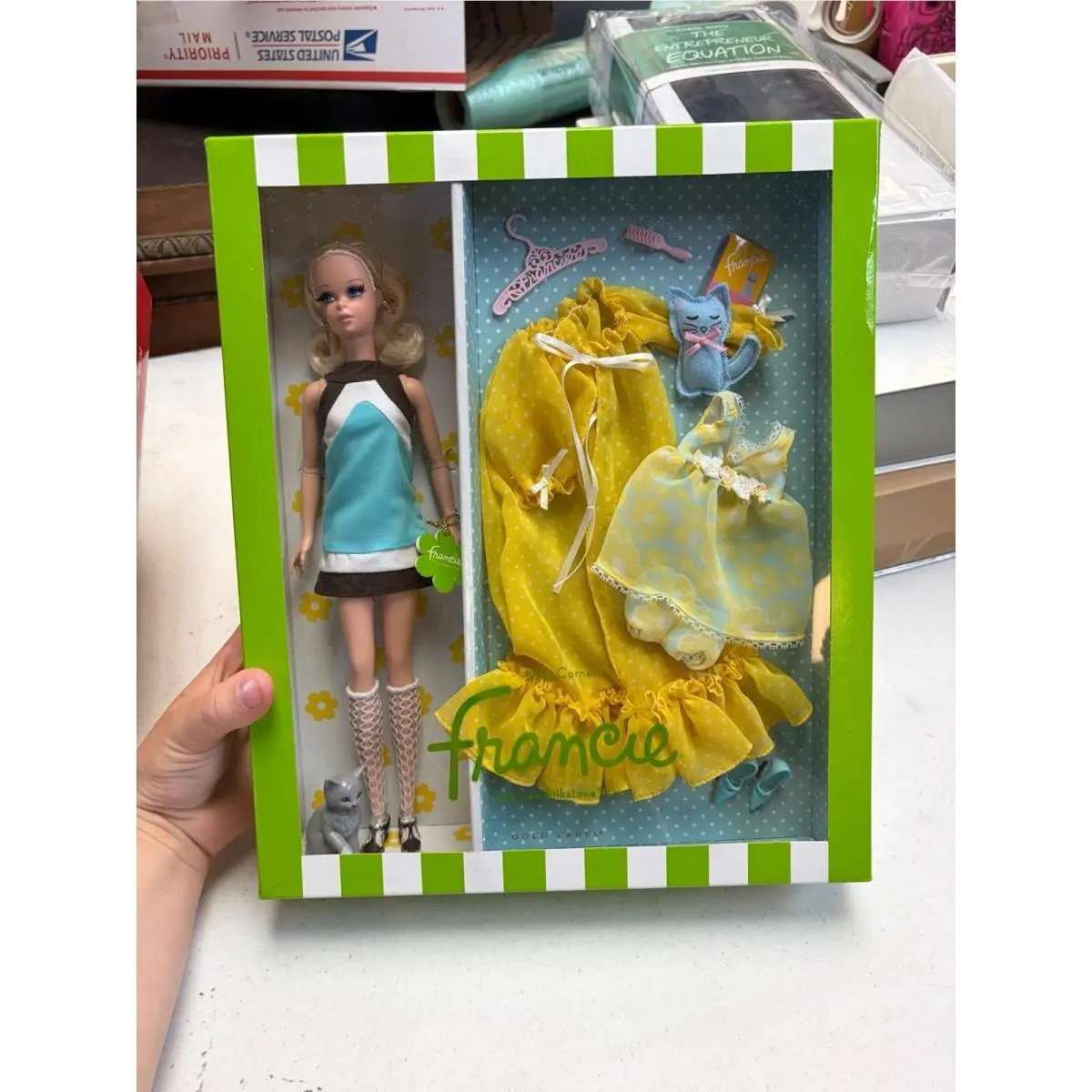Barbie Gold Label Kitty Corner Francie Doll Silkstone Body Mattel W3469