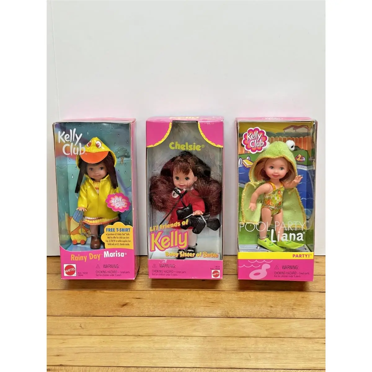 Barbie Kelly Dolls - 3 Friends - Rainy Day Walk with Pup at Pool- Mib- Nrfb
