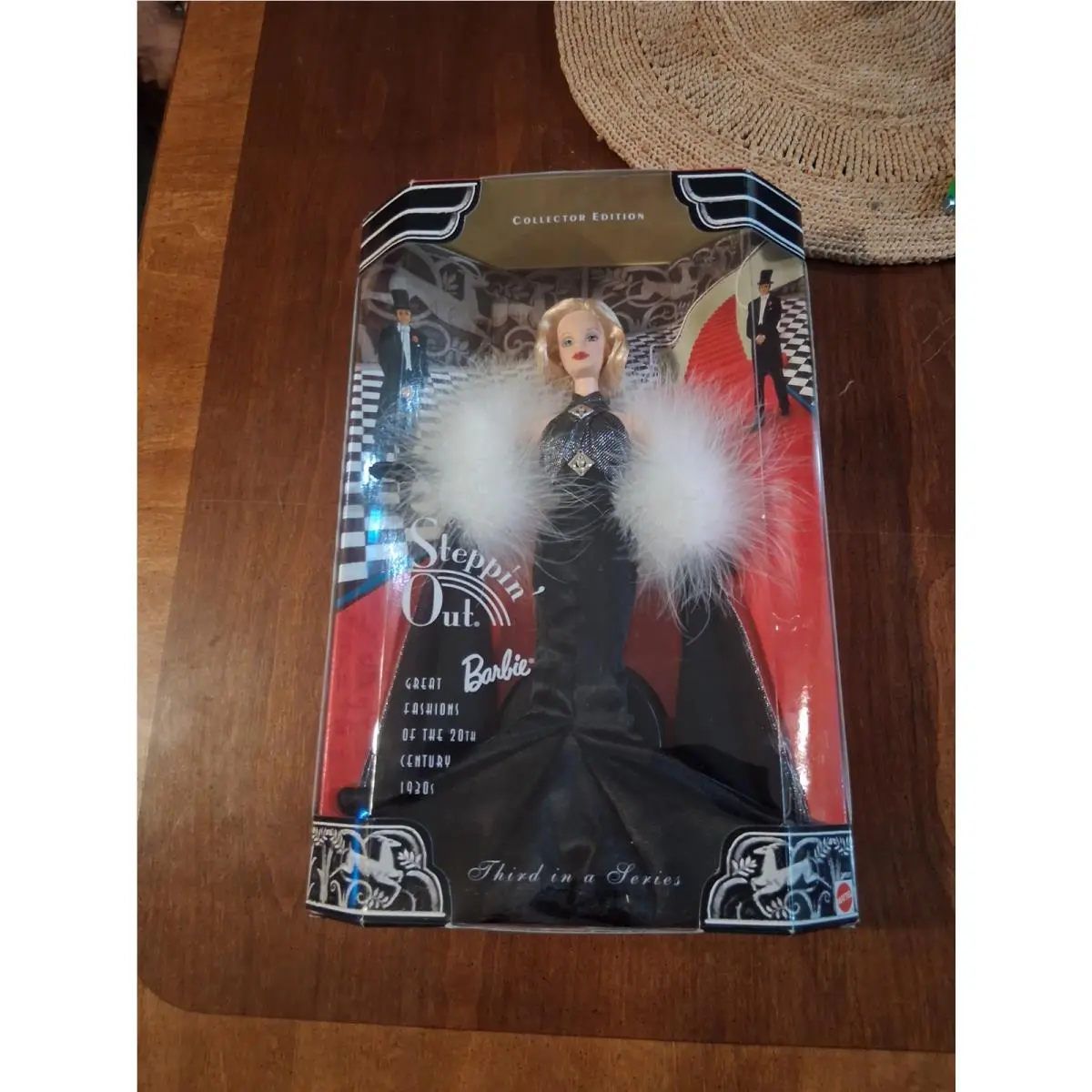 Steppin` Out Barbie Doll Great Fashions of The 20th Century 1998 Mattel