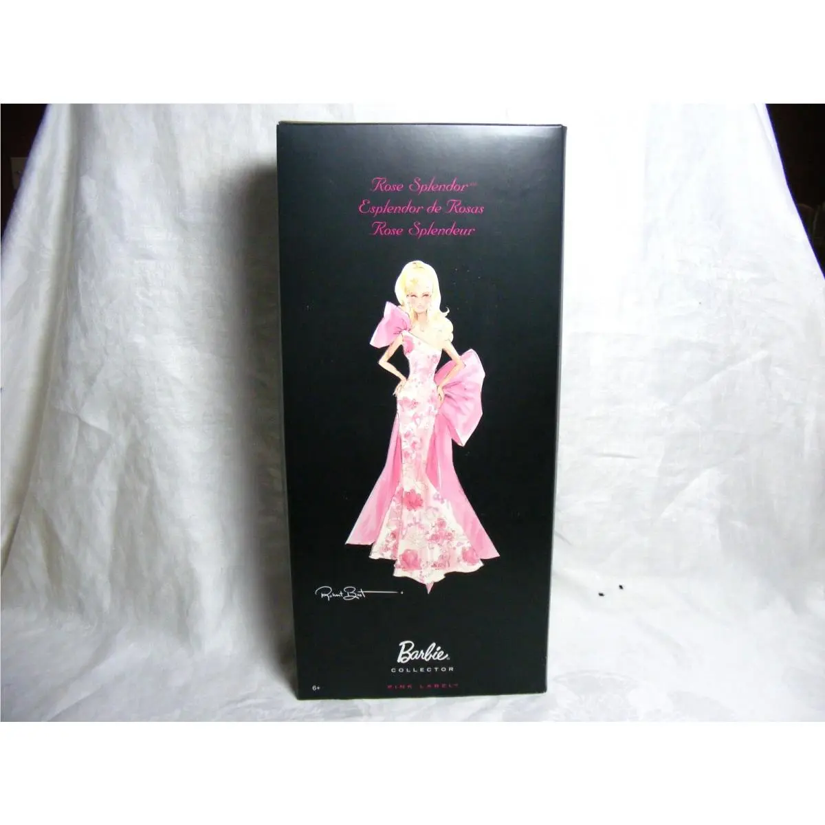 2010 Barbie Collectable Rose Splendor Pink Label Avon Mattel T4349 F-1