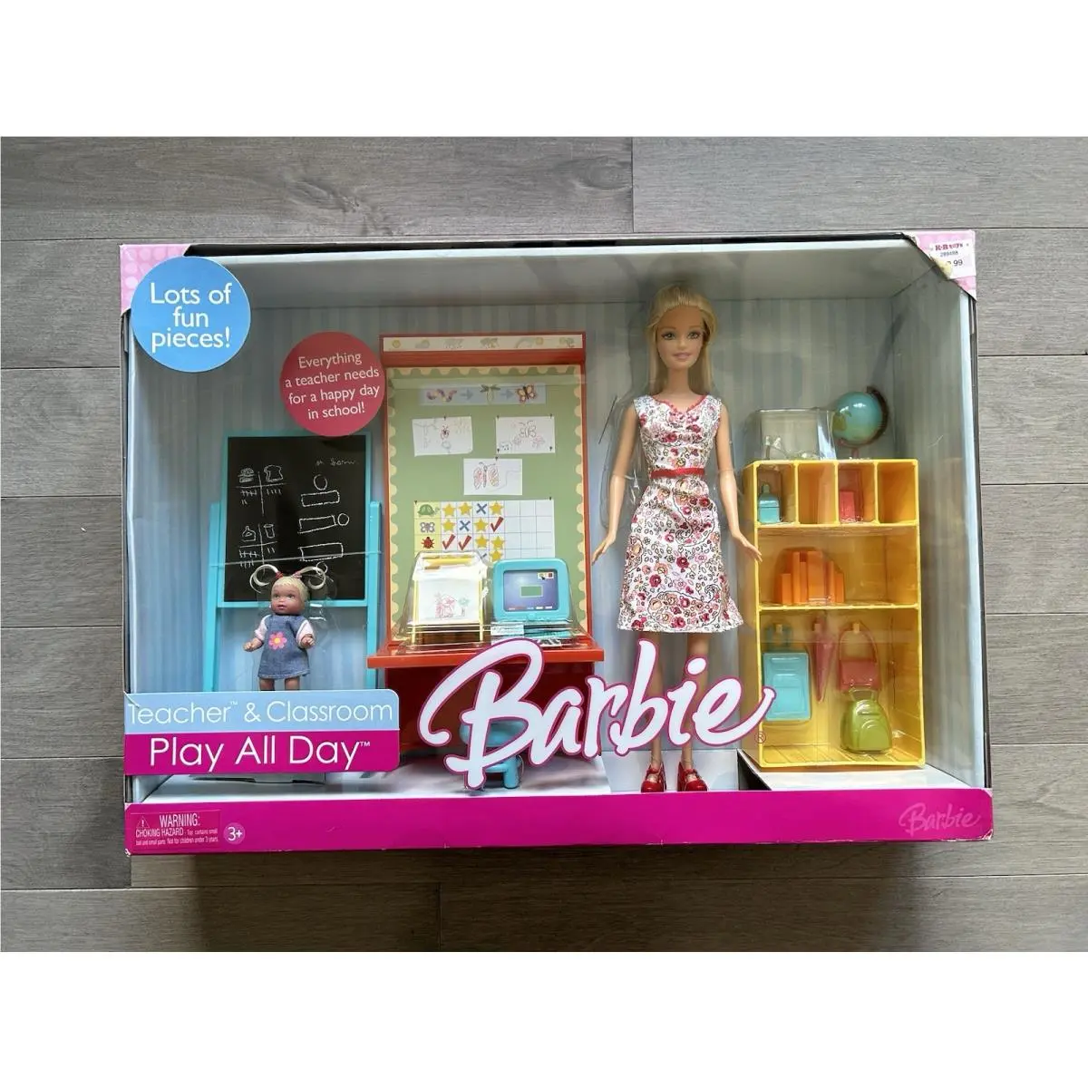 Mattel 2006 Play All Day Teacher and Classroom Barbie Doll Playset