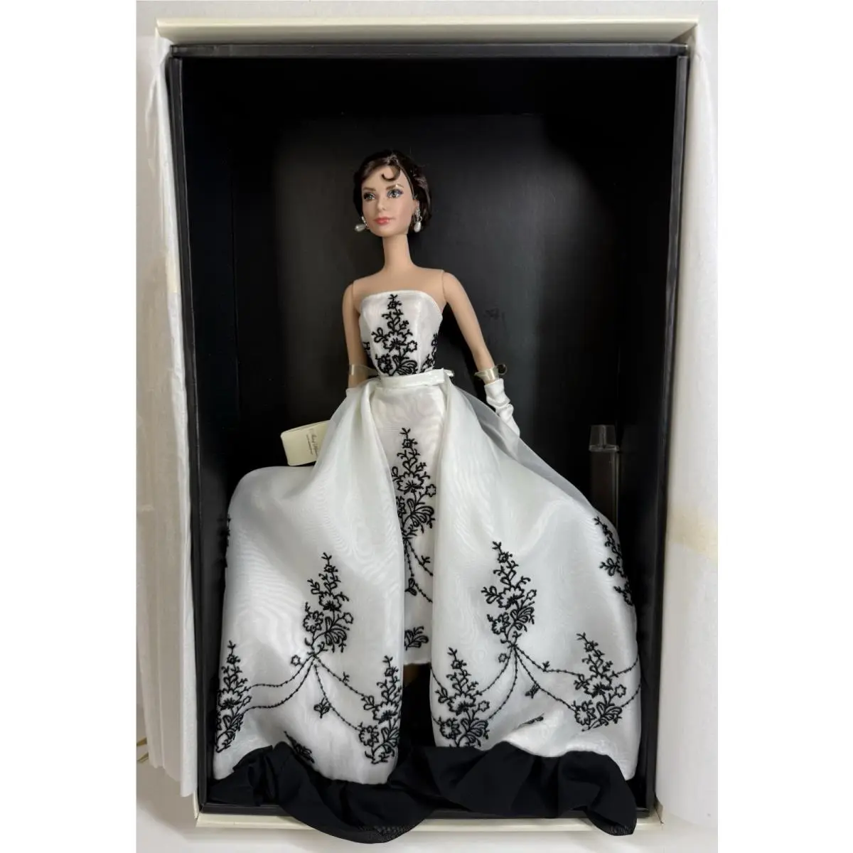Audrey Hepburn as Sabrina Barbie Doll 2012 Gold Label Collection X8277