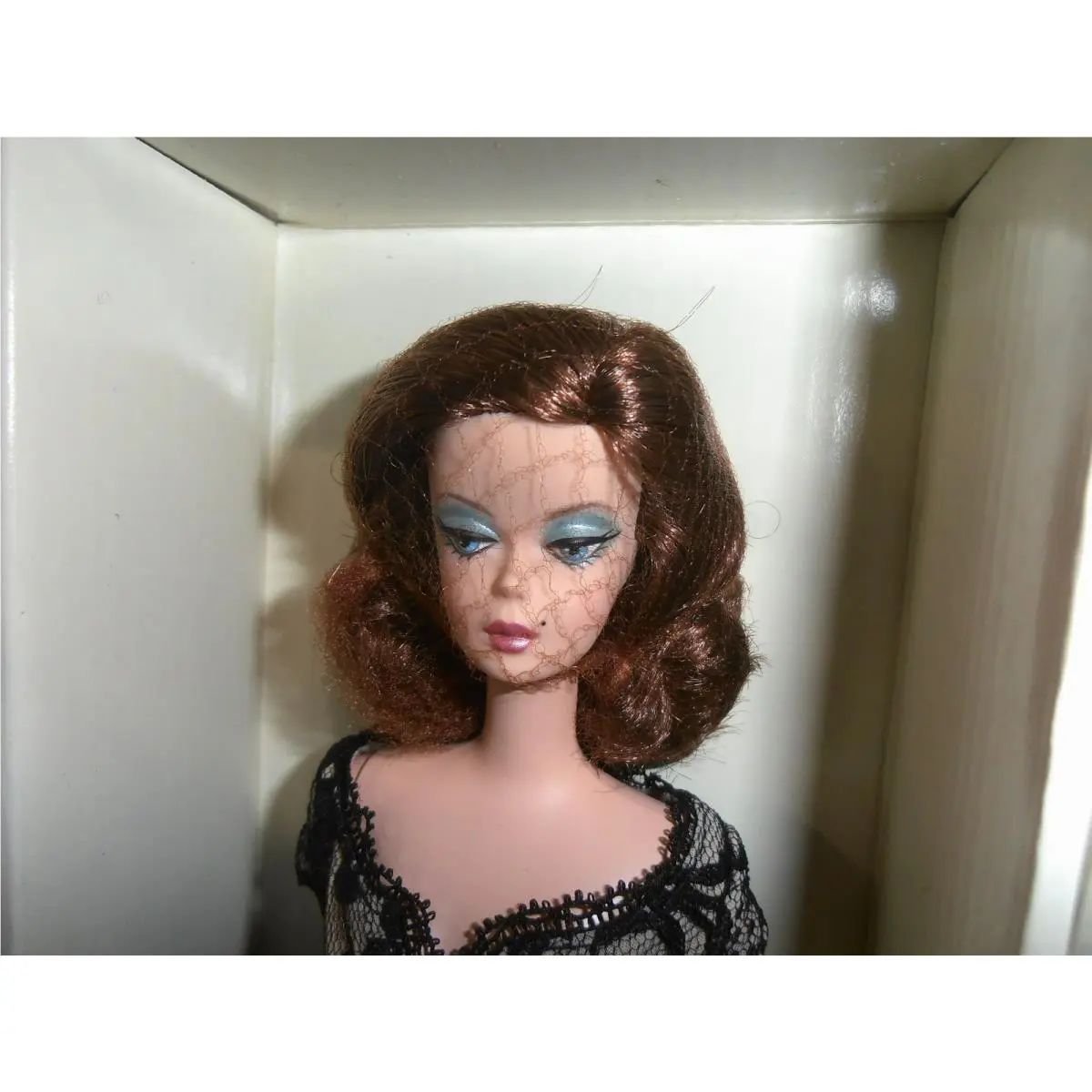 Mattel Barbie Silkstone Fashion Model Doll A Trace of Lace Gold Label Nrfb