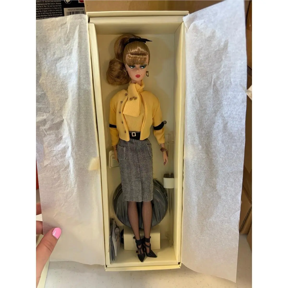 2007 The Secretary Barbie Doll Fashion Model Collection Nrfb L7322 Gold Label