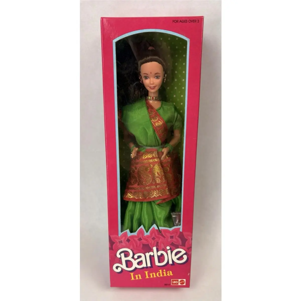 1980`s Barbie In India Leo Foreign Market Green Dress Doll 9910 Mib