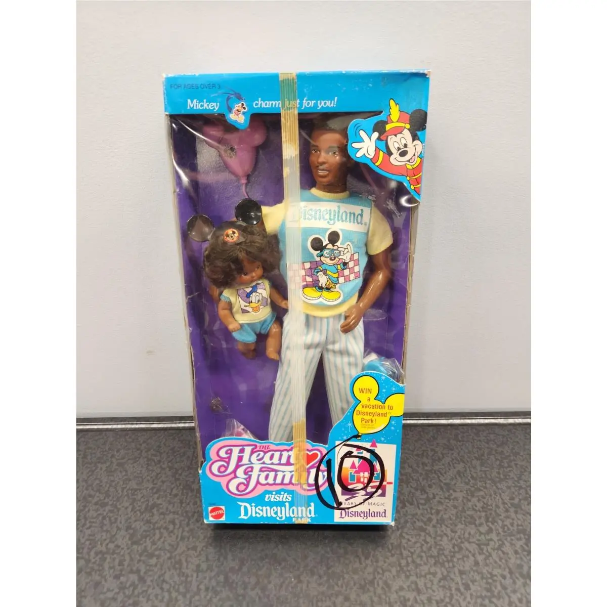 Heart Family Visits Disneyland 1989 Dad Boy African American AA 7606 Read