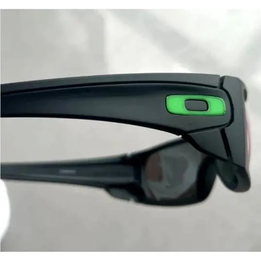 Oakley Fuel Cell Matte Black / Green Polarized Lens Men`s Sunglasses - OO9096-28