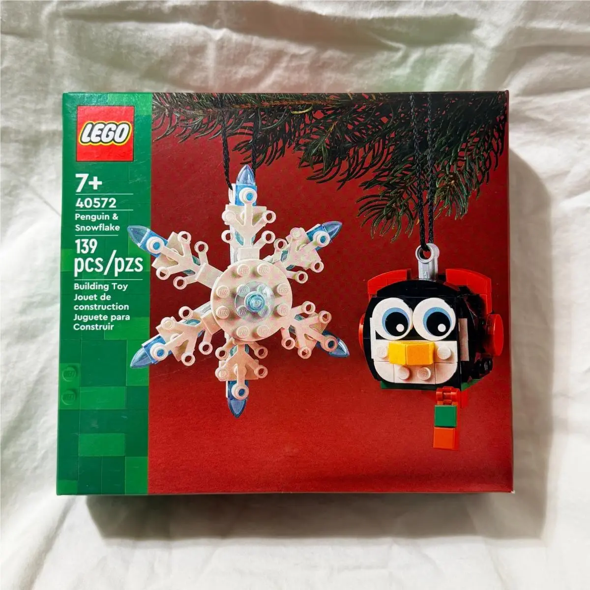 Lego Iconic: Penguin Snowflake 40572 Retired Christmas Ornaments