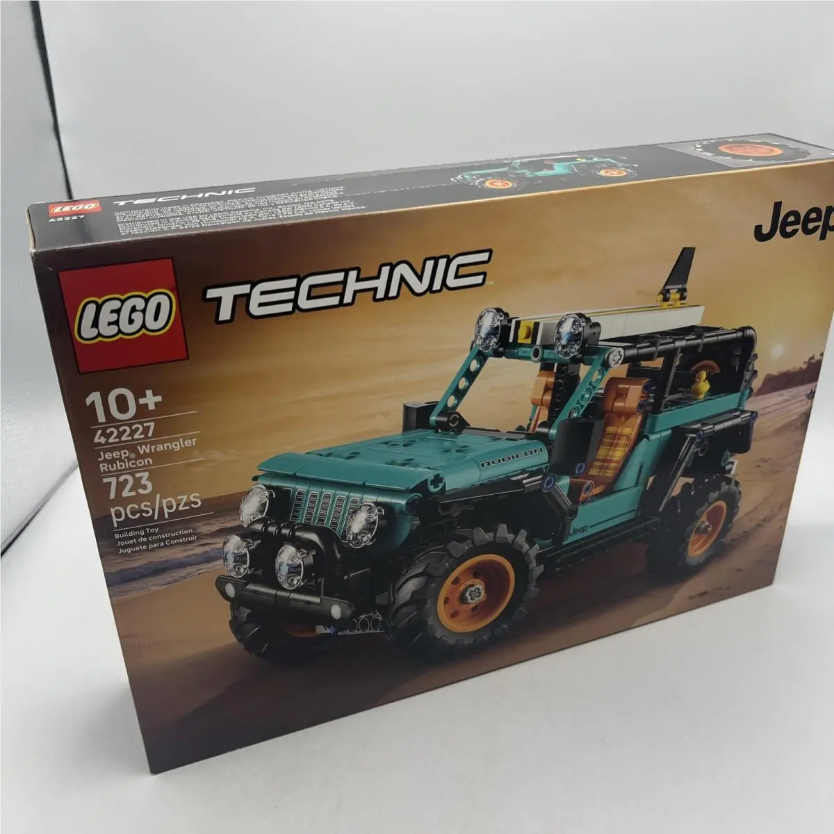 Lego Technic Jeep Wrangler Rubicon 42227 723 Pcs 10+