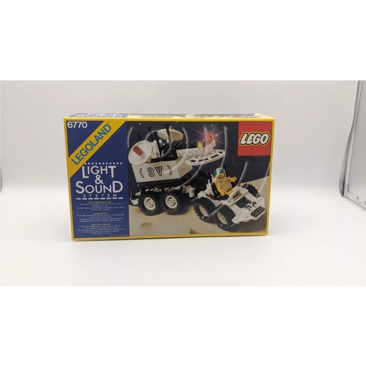 Lego Vintage 1998 Classic Space Lunar Transporter Patroller 6770 Misb
