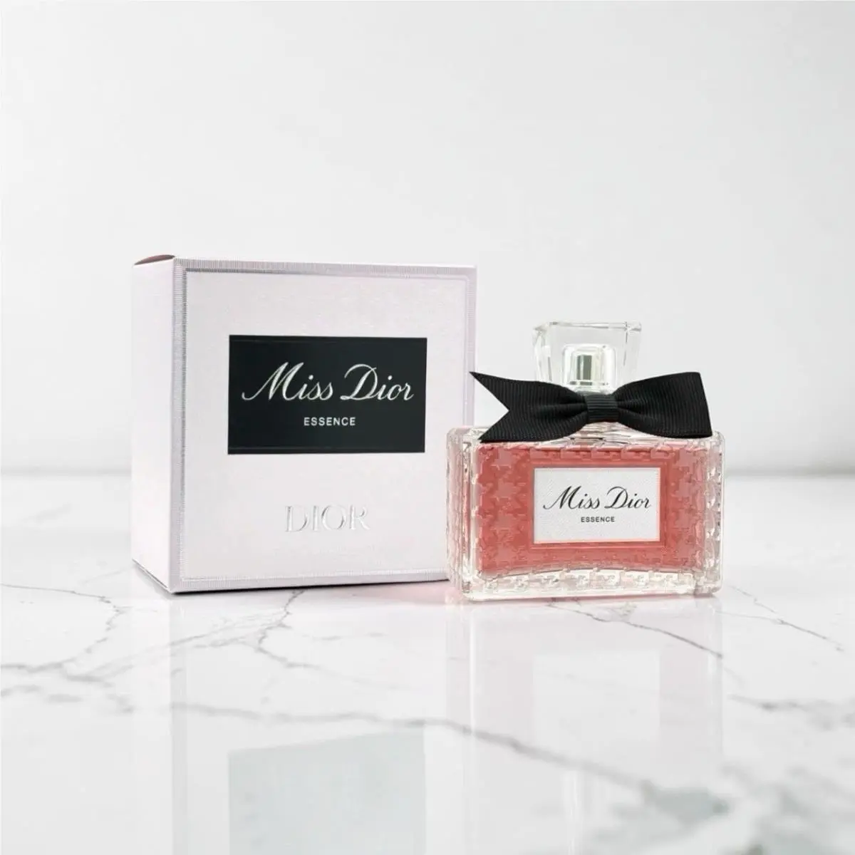 Miss Dior Essence Eau de Parfum 3.4oz 100ml Women Perfume