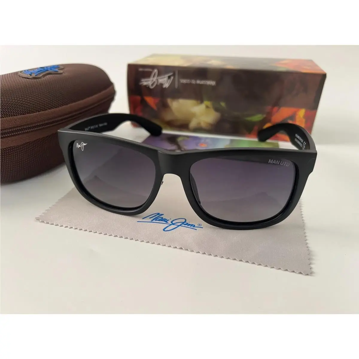 Red Sands Matte Black Frame + Blue Polarized Sunglasses - Black by Maui Jim