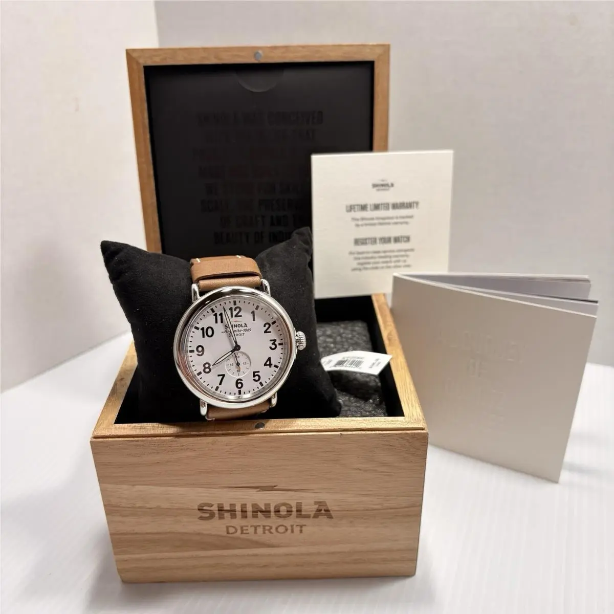 Runwell Quartz Watch Argonite 1069 White Dial 47mm W/tag Engraved by Shinola
