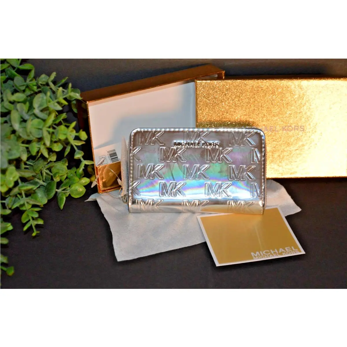 Michael Kors Jet Set Small Zip Around Card Case Wallet MK Silver