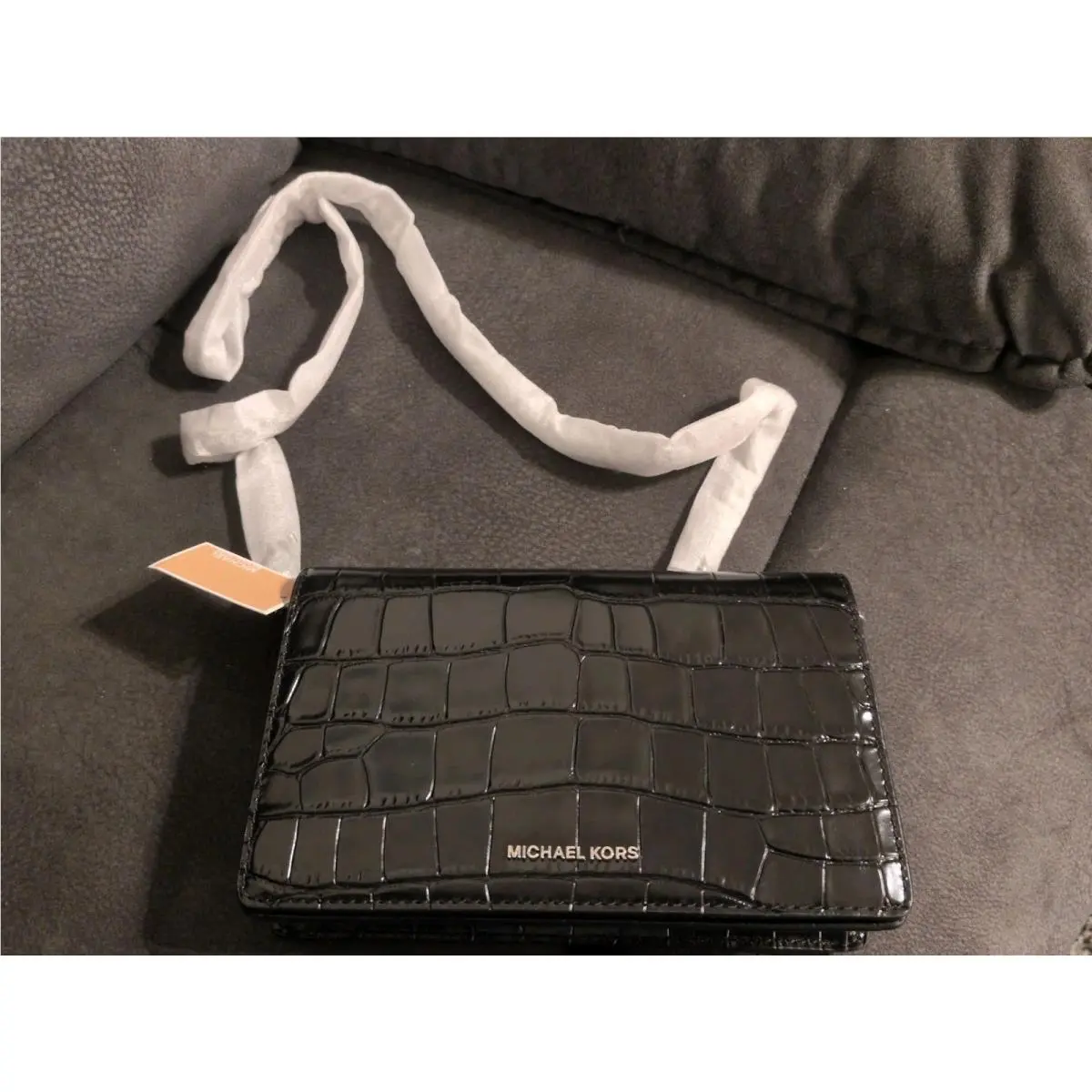 Michael Kors Medium Flap Chain Crossbody Jet Set Black Gold